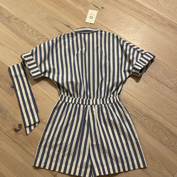 Sezane Striped playsuit. 38 - Picture 9 of 9